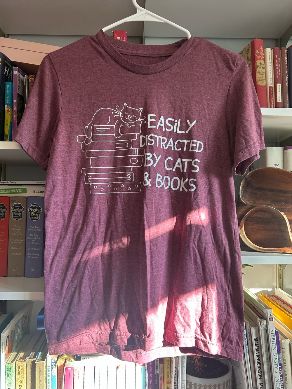 Easily Distracted by Cats & Books T-Shirt - Maroon